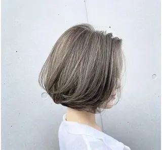 ミディアム カラー パーマ 森山 陽菜のヘアスタイル