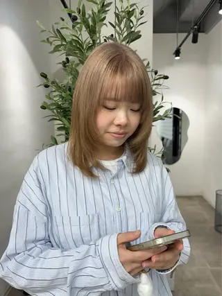 ミディアム ショートヘアとカラー の専門家/もりしーのヘアスタイル