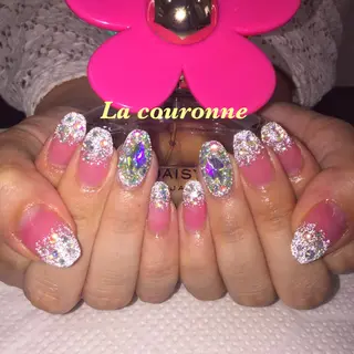 ネイル Lacouronne NATSUMIのネイルデザイン