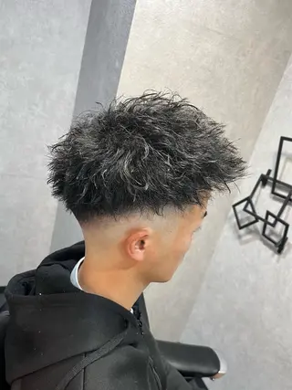 ミディアム パーマ CuMARi所属・予約の95%パーマ 🌈men's専門店のヘアスタイル