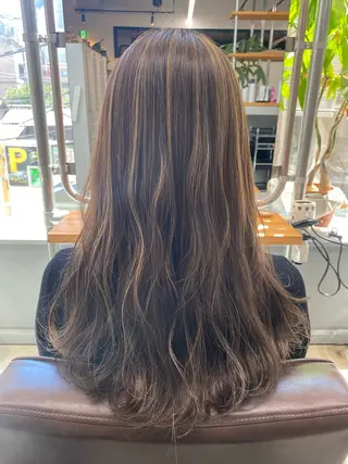 ロング カラー 🌼ハイライト透明感 🌼maiのヘアスタイル