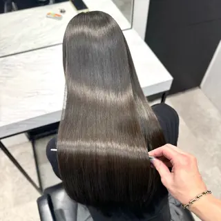 ロング 癖毛女子だから分かる ✨本当の髪質改善✨のヘアスタイル