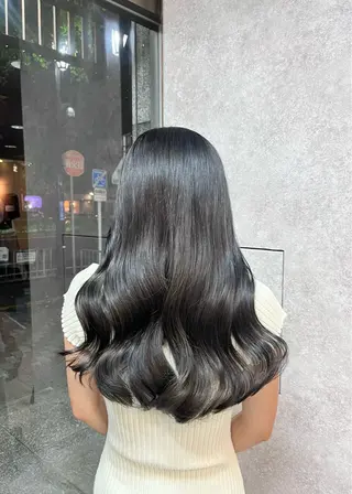 ロング カラー 村田梨乃/ minim hairのヘアスタイル