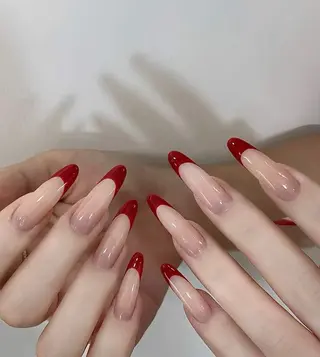 ネイル 相沢 さやかのネイルデザイン