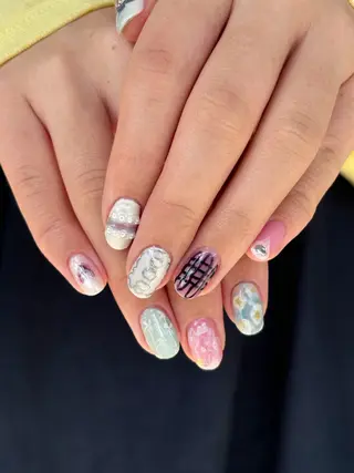 ネイル hinako /個性派ニュアンスのネイルデザイン