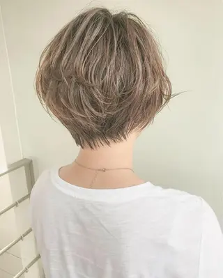 ショート カラー パーマ ショート/レイヤー なら石井知希のヘアスタイル