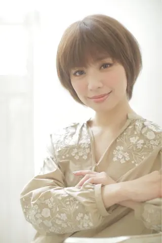 ショート カラー パーマ エイト ウメダのヘアスタイル