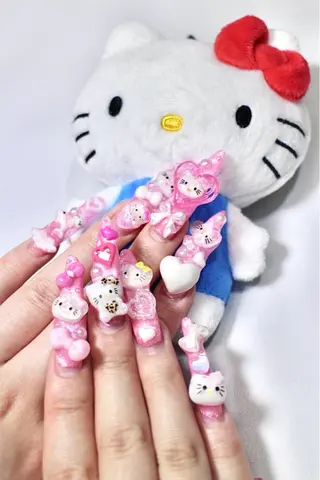 ネイル mio nail TANIのネイルデザイン