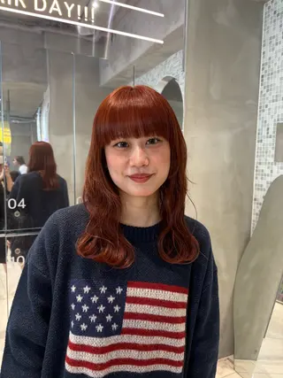 ミディアム ハイトーン/くすみ カラー seina★のヘアスタイル