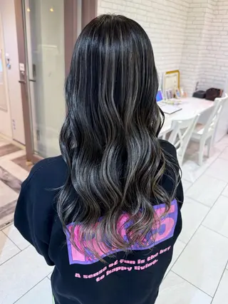 カラー ロング 高橋成海💎透明感/ デザインカラー💎のヘアスタイル