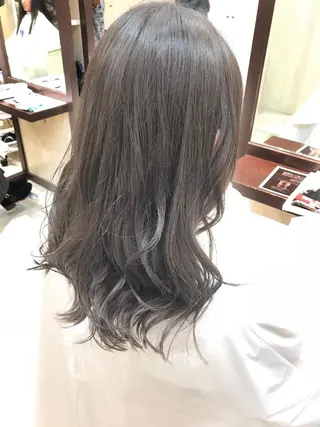 カラー 島袋 ナオユキのヘアスタイル