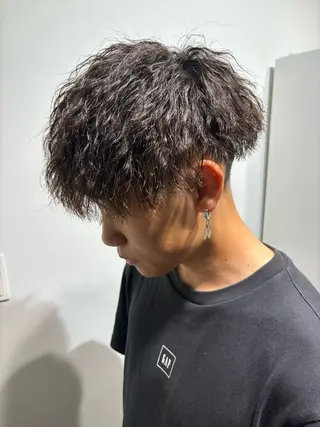 ミディアム パーマ メンズ 穐田 航のヘアスタイル