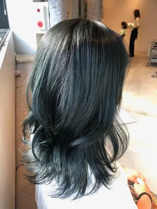 セミロング カラー 🌐👽フクイ キララ🌎💎のヘアスタイル