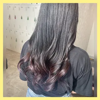 ロング 艶髪美容師 🧸YUZU🤍のヘアスタイル