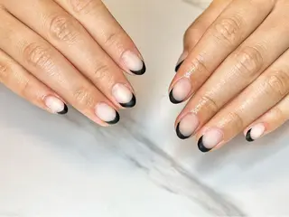 ショート ネイリスト シンのネイルデザイン