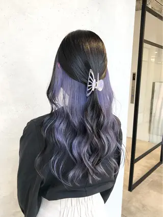 ロング カラー ヘアアレンジ ｲﾝﾅｰｶﾗｰ屋さん 🫧伊藤拓実のヘアスタイル