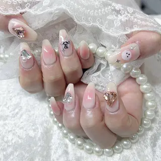 ネイル Kanako 💫のネイルデザイン