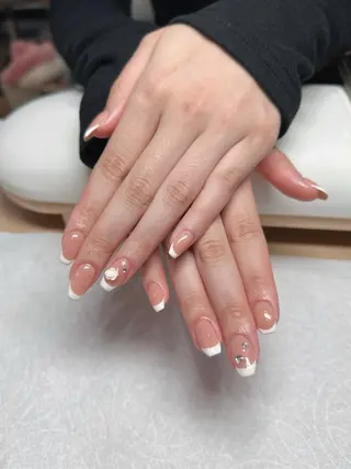 ネイル Y&M  NAIL所属・樺井 アオイのネイルデザイン