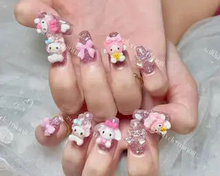 ネイル Salon de Minuit🦩のネイルデザイン