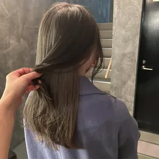 セミロング カラー 🦋透明感カラー /ケアブリーチ🦋のヘアスタイル
