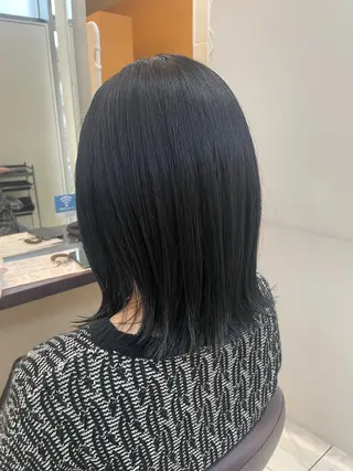 ミディアム 肌までキレイ見え✨️ 赤み消し特化のヘアスタイル