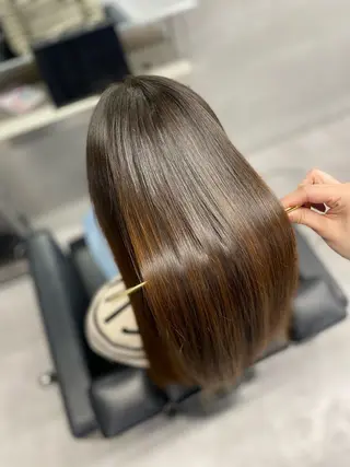 セミロング 艶髪/縮毛矯正 🫧辻野海羽のヘアスタイル