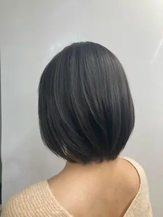 ショート カラー ブリーチ&似合せボブ 田中寛十のヘアスタイル