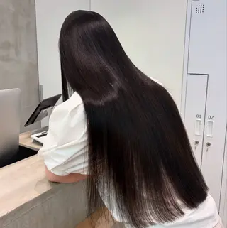 ロング カラー 艶髪ストレート🫶 AYANAのヘアスタイル