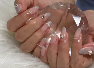 ネイル GO TODAY シェアサロン 渋谷Orla店所属・シオリ ⪩⪨のネイルデザイン