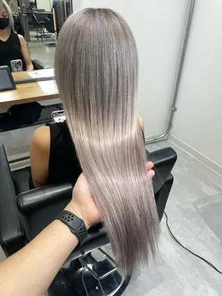 ロング カラー KEISUKE/ ブリーチ🧡エクステのヘアスタイル