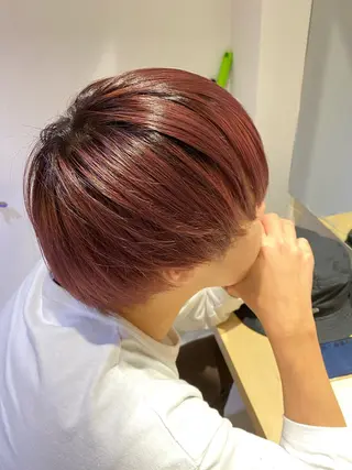カラー メンズ 石毛 ひかるのヘアスタイル