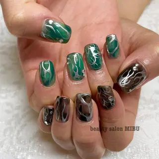 ネイル Sunny.Roa fujiのネイルデザイン