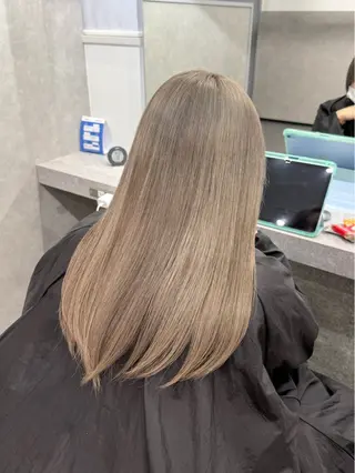 セミロング いろあそび　町田店所属・ハイトーン特化💫 町田/Mariのヘアスタイル