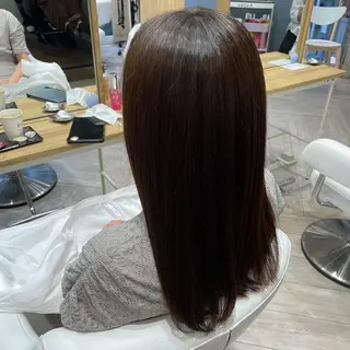 セミロング 亀山 由里菜のヘアスタイル