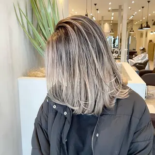 ミディアム カラー ヘアアレンジ アンドウ ユウ/ レイヤーカット/韓国のヘアスタイル