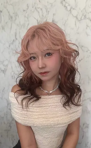 ミディアム カラー レイヤー/グレージュ 🫧久屋🫧YURIのヘアスタイル