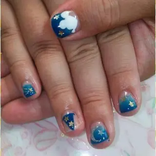 ネイル 田代 夏子のネイルデザイン