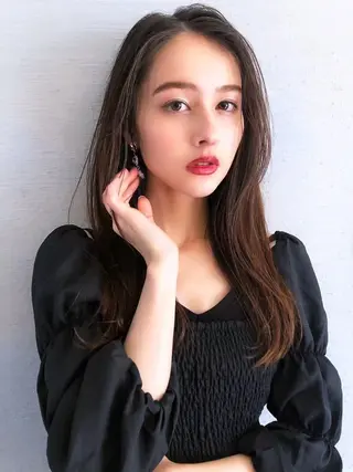 セミロング R'eel銀座所属・縮毛矯正/髪質改善/ レイヤー/りょうのヘアスタイル