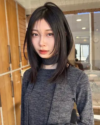 ミディアム カラー fujimoto yuiのヘアスタイル