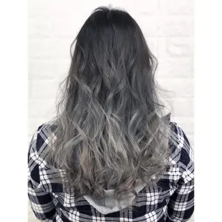 セミロング カラー KIZU 髪質改善 オカルト怪談のヘアスタイル