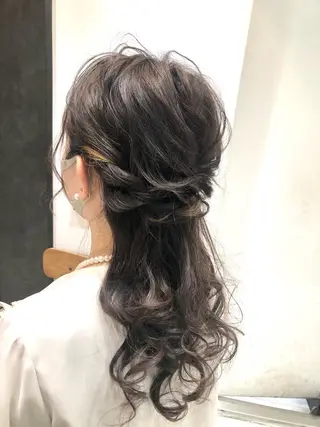 ロング ヘアアレンジ 🌈透明感カラー 韓 国ヘアこうたろうのヘアスタイル