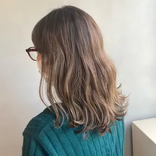 セミロング カラー 🪐SOURCE 塚口　シマブクロ🪐のヘアスタイル