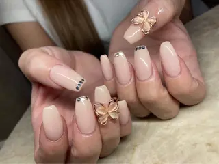 ネイル elu船橋店 KAORIのネイルデザイン