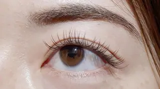 マツエク・マツパ 💜bora .のネイルデザイン