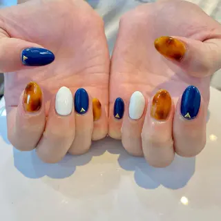 ネイル 安藤 彩乃のネイルデザイン