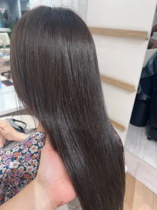 ロング カラー 新宿/レイヤー/ ブリーチ/西川翔真のヘアスタイル