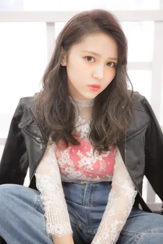 ロング カラー シェアサロン ルレイルのヘアスタイル
