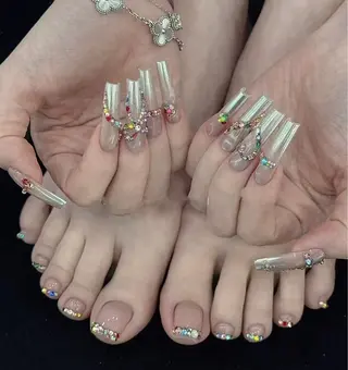 ネイル 相沢 さやかのネイルデザイン