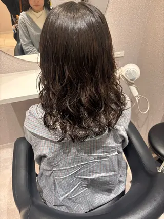 ミディアム パーマ salowin SHIBUYA me+店所属・kasumi/渋谷/ パーマのヘアスタイル
