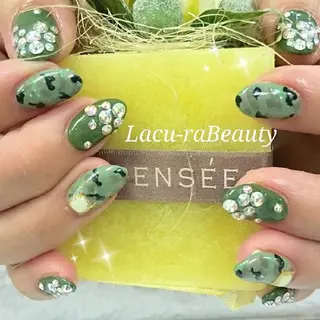 ネイル 小顔と腸の専門店 ラクーラビューティのエステ・リラクイメージ